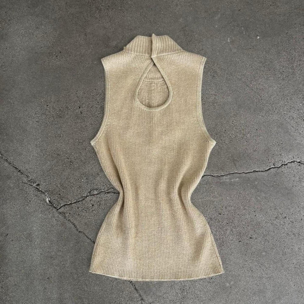 💔SOLD💔 Cache Gold Knit Top with Beaded Detail - Picture 5 of 5